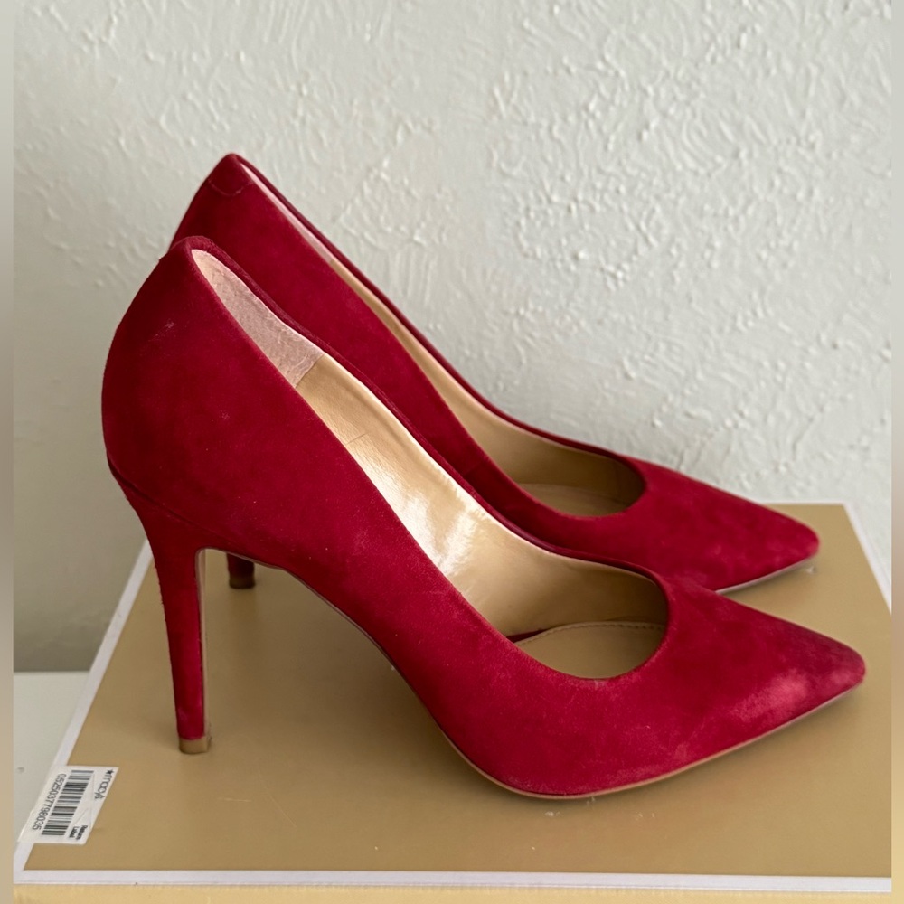 Michael Kors Classic Heels Pumps Suede w Gold Logo